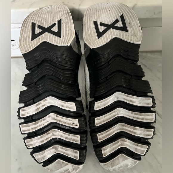 COPY - Nike Metcon 4 premium workout shoes - Picture 3 of 4